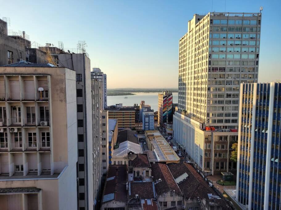 De Frente O Guaiba. * Porto Alegre